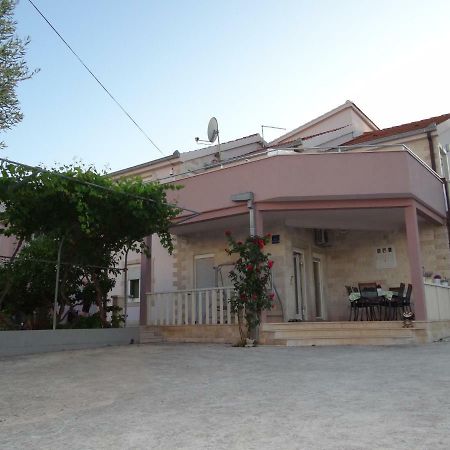 Vila Emilija Трогир Экстерьер фото