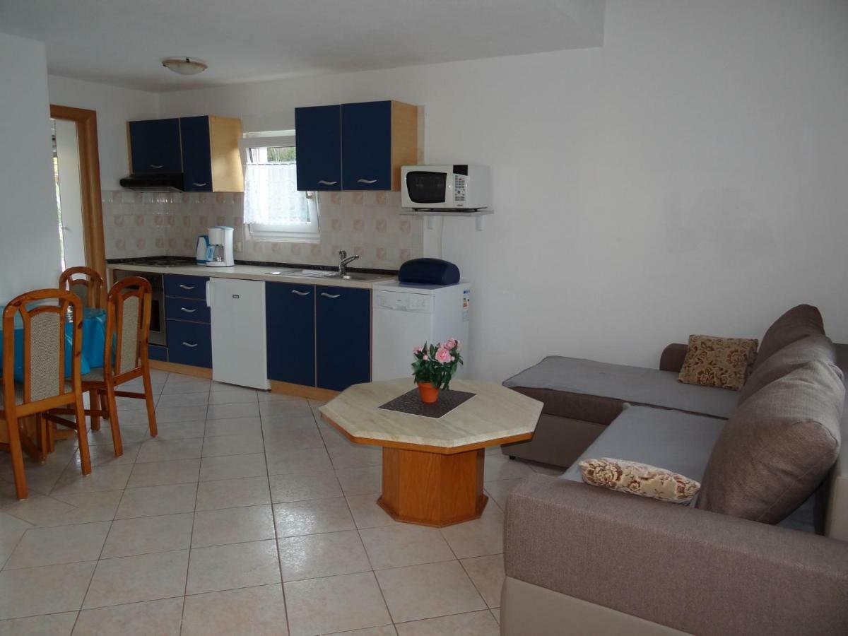 Vila Emilija Трогир Экстерьер фото